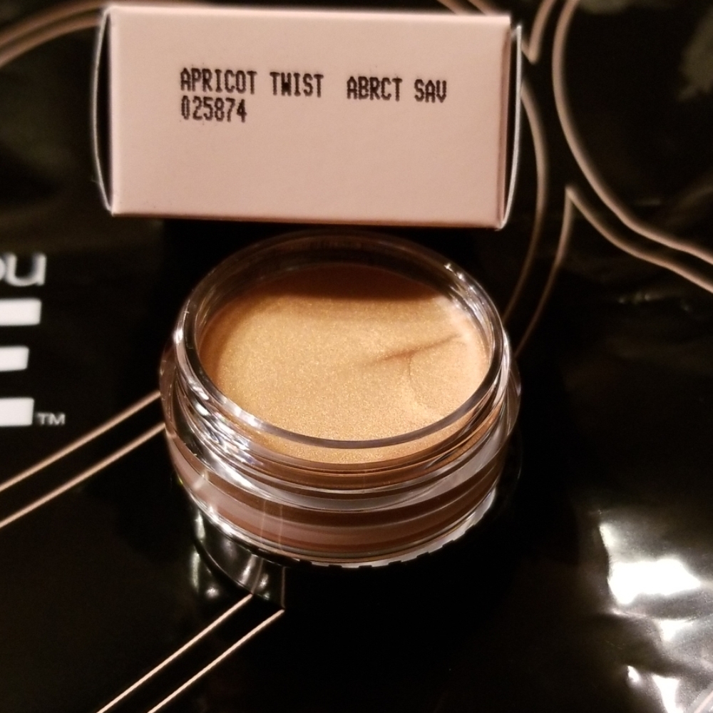 Mary Kay cream eye color